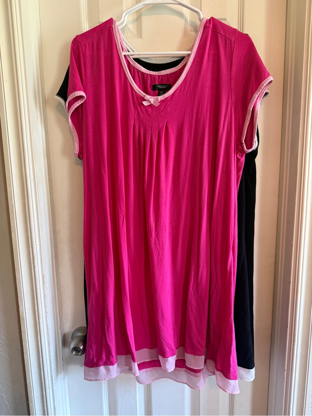 Simply Vera - Set of 2 Women’s Pink and Black Short Sleeve Nightshirt - Picture 2 of 4